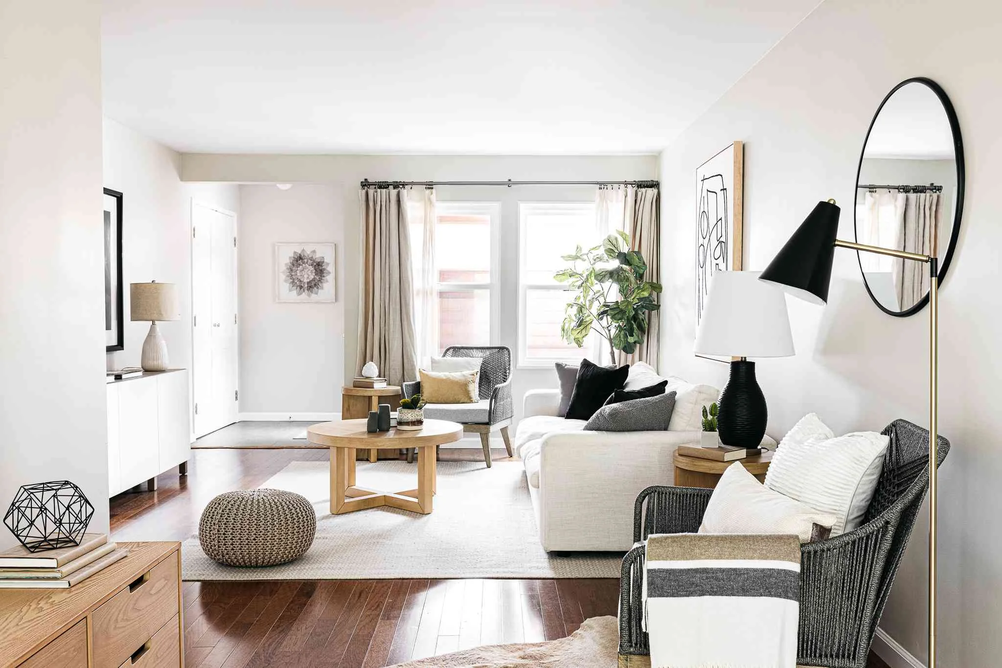 Interior Paint Colors for Tampa Bay Homes: A Selection Guide