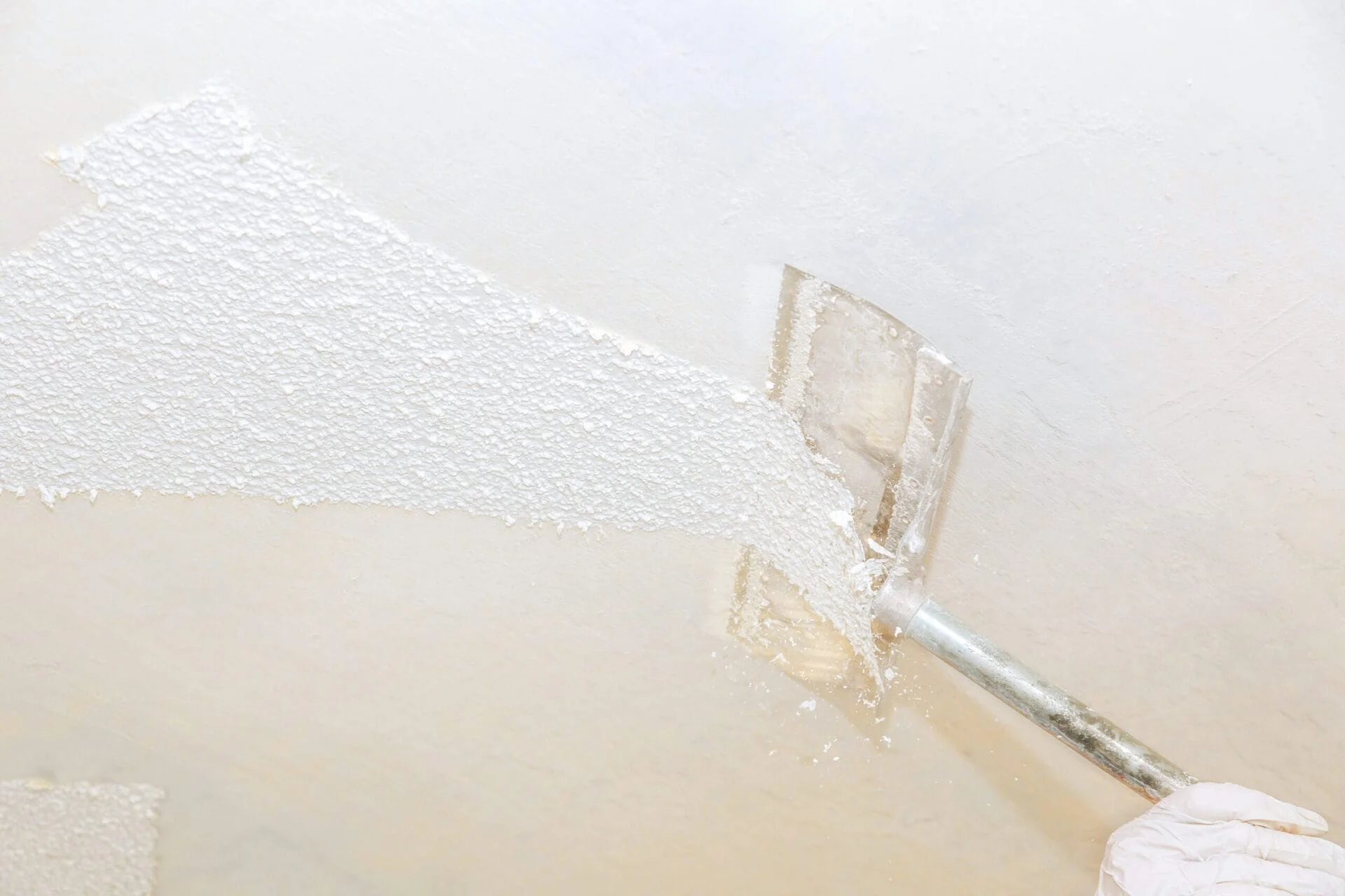 Popcorn Ceiling Removal in Tampa | Cost and Process