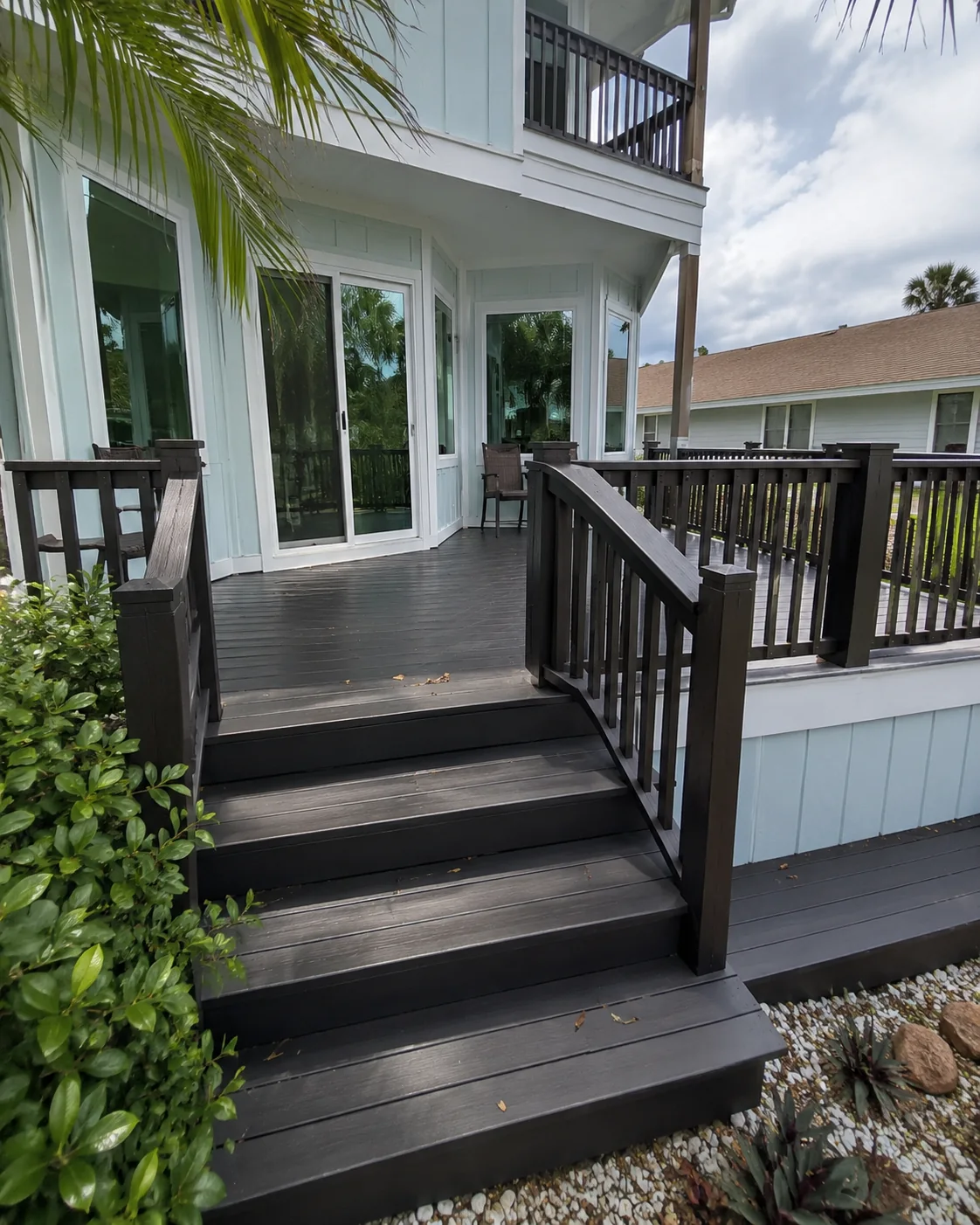 Deck Staining in Tampa in Tampa Bay