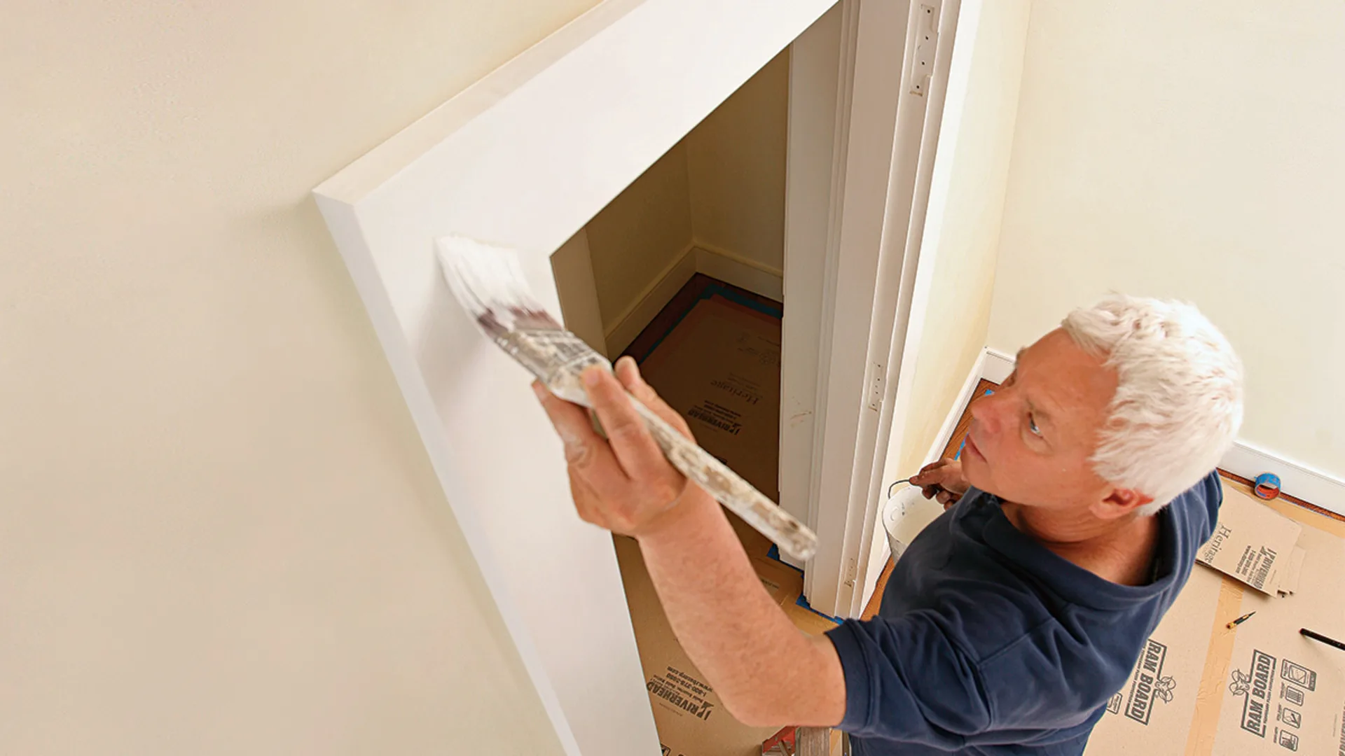 Professional Trim Painting in Tampa: What It Costs